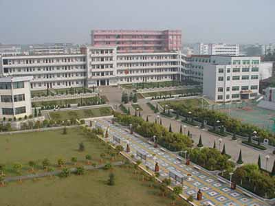 莫斯科人均绿地面积_中学人均占地面积(3)