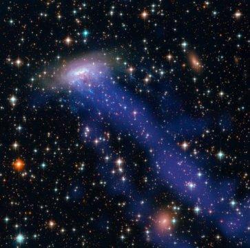 蓝色星系仍在积极形成恒星,大多红色星系目前还没